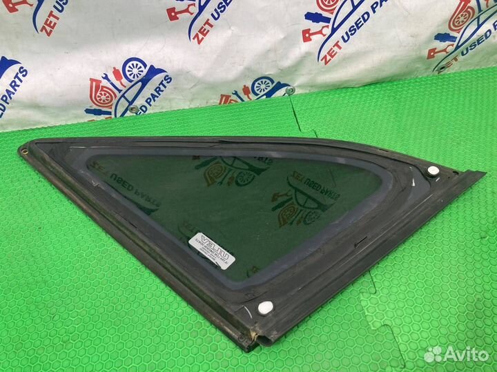 Форточка багажника правая Acura Mdx YD2 J37A1 2008