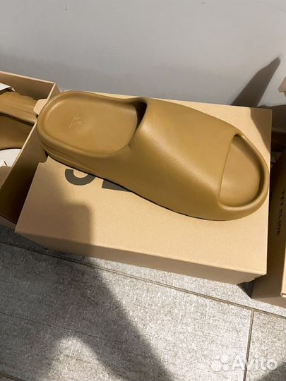 Yeezy Slide Ochre 14uk