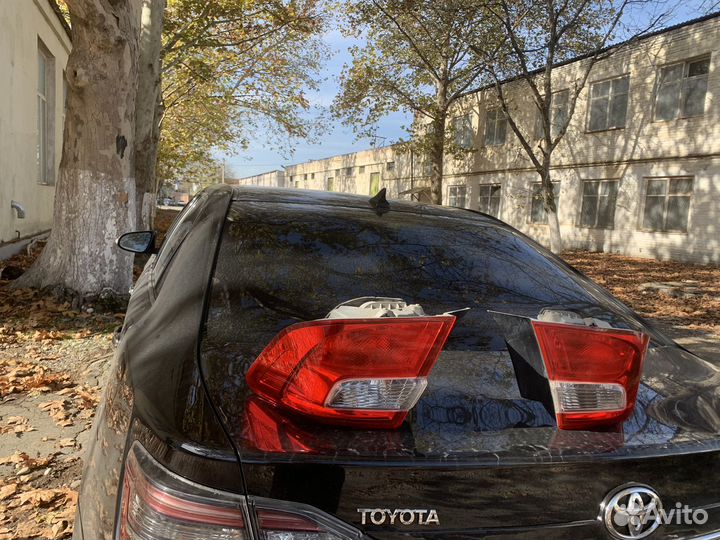 Задние фонари стопы на camry 50