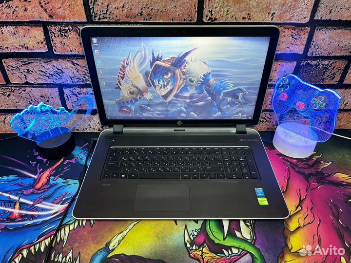 Игровой ноутбук Hp 17.3 i5 12GB озу 4GB видео SSD