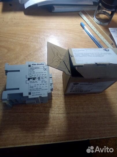 Контактор Allen-Bradley 100-C09KD