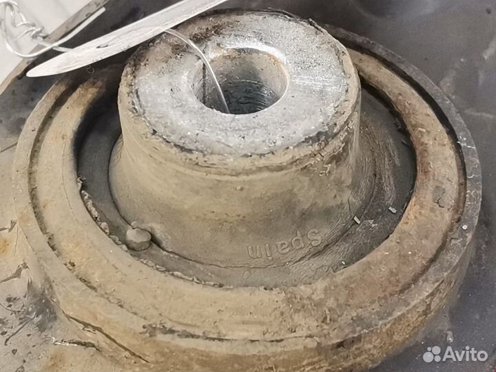 Рычаг передний правый Mercedes-Benz Vito W638 2002