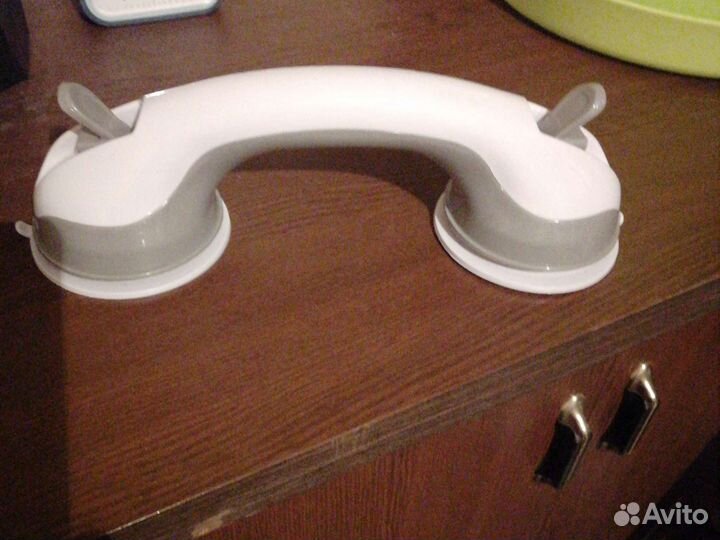 Ручка на присосках