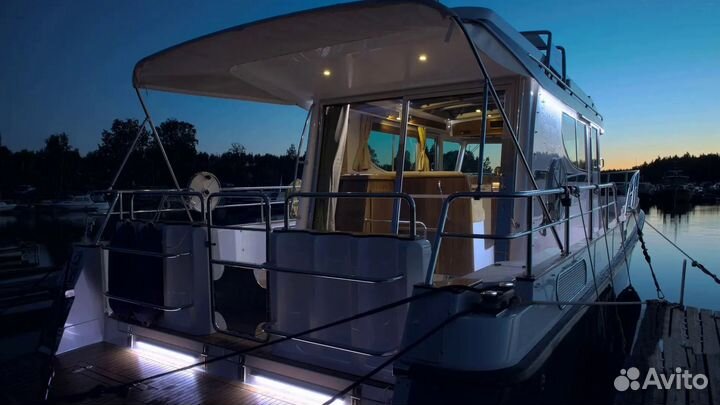 Моторная яхта Nord Star 37/40 в наличии