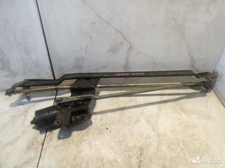 Трапеция стеклоочистителя Volkswagen Passat B3