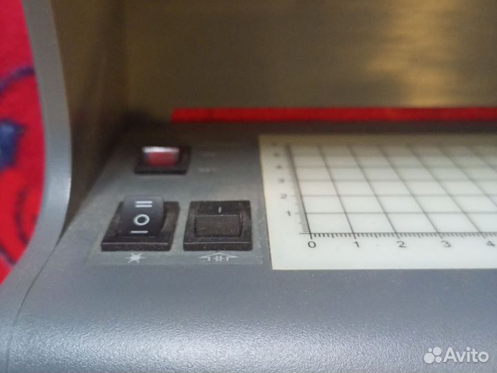 Детектор подлинности банкнот. Docash 525