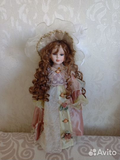 Кукла сувенирная