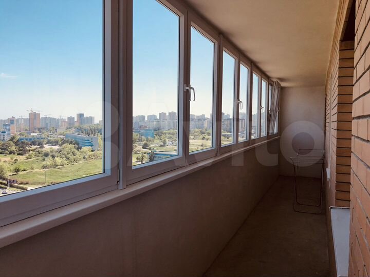 Комната 10 м² в 3-к., 18/20 эт.