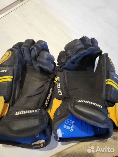 Форма хоккейная