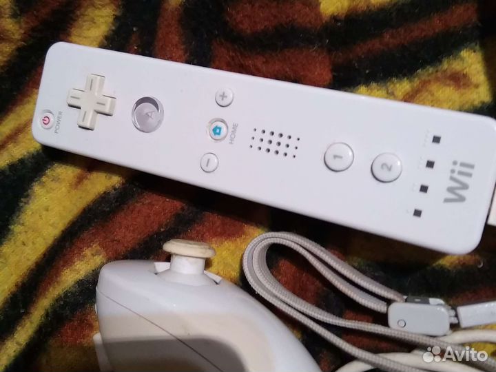 Wii Remot и нунчак для Nintendo Wii