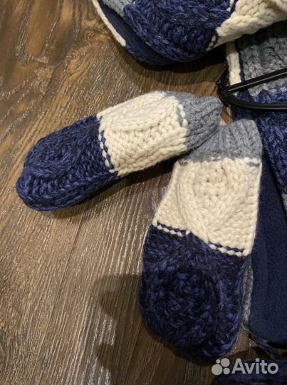 Комплект: шарф, шапка и варежки, фирма Next