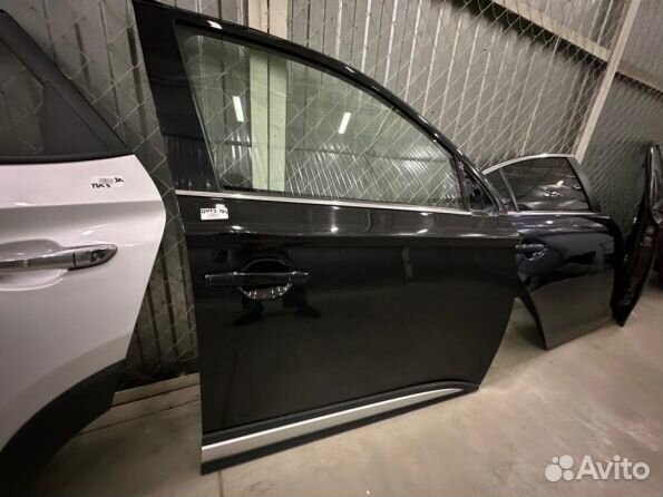 Дверь передняя правая mitsubishi outlander III