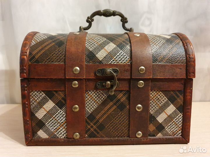 Сундучок детский малый. Торг