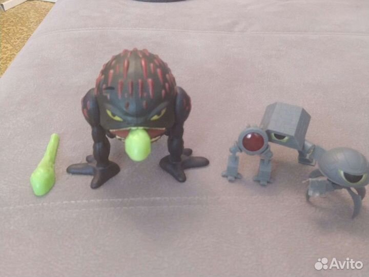 Монстр, плюющийся стрелами