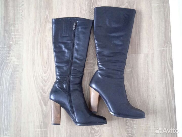 Зимние женские сапоги 39