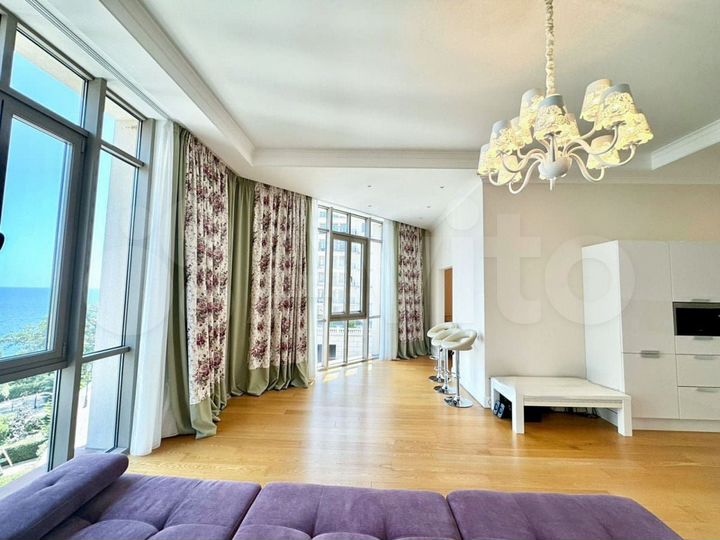 3-к. апартаменты, 97 м², 2/4 эт.