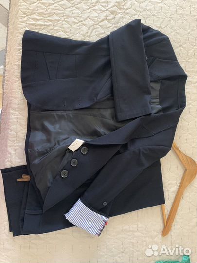 Брючный костюм женский