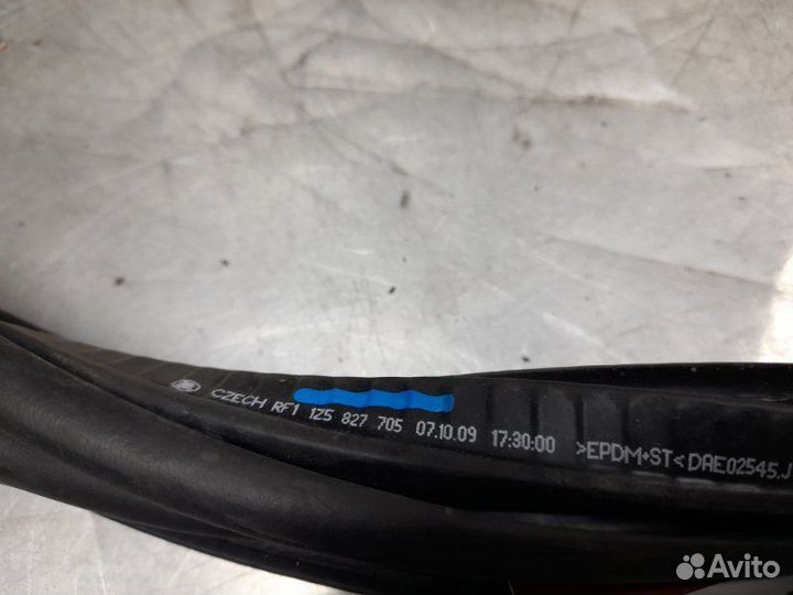 Уплотнитель багажника skoda Octavia (A5 1Z) 2004-2