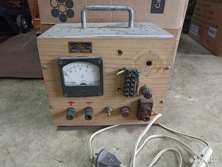 Зарядка автомобильных АКБ