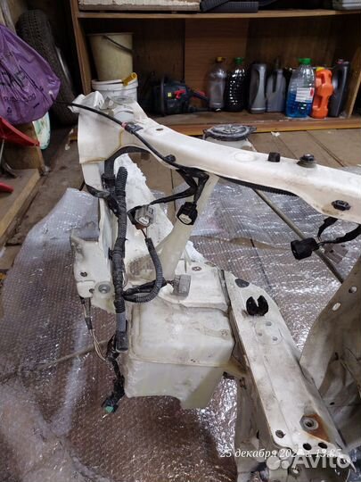 Бочек омывателя toyota axio