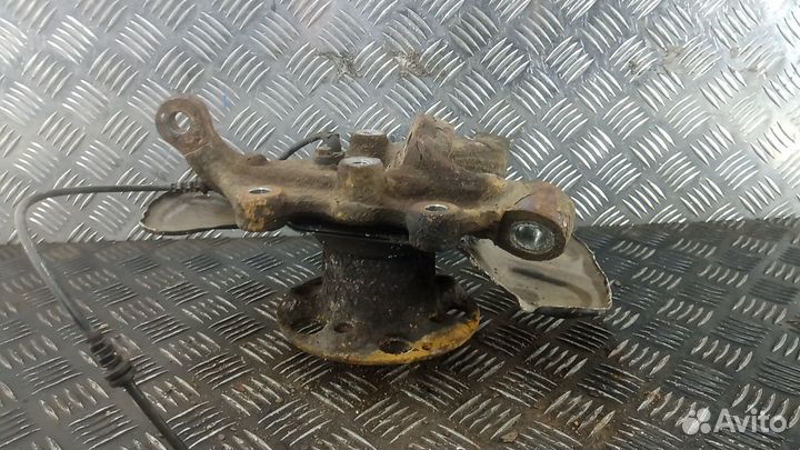 Ступица передняя левая mercedes benz E-class W212