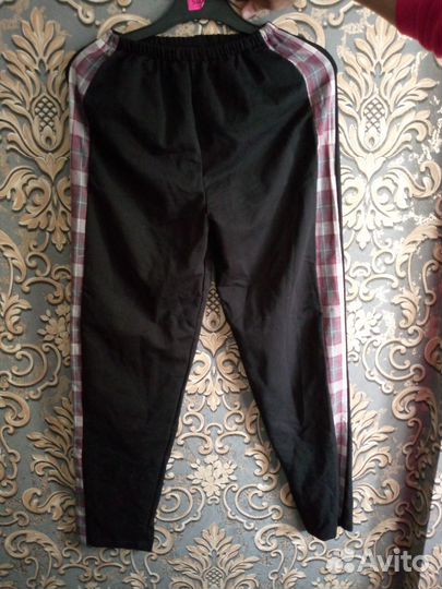 Спортивный костюм женский