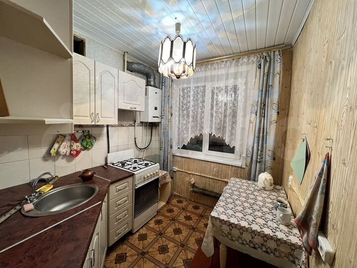 2-к. квартира, 47 м², 1/5 эт.