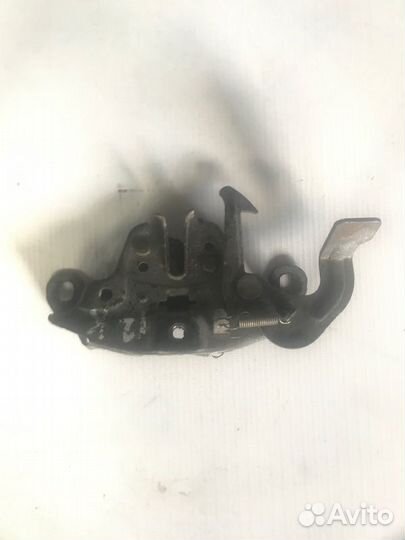 Замок капота передний Nissan Primera HP12 QR25DE