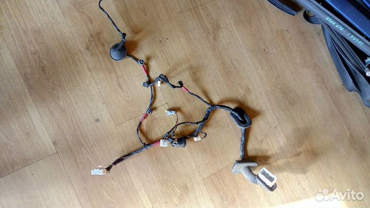 Проводка дверная Хендай Ай 30