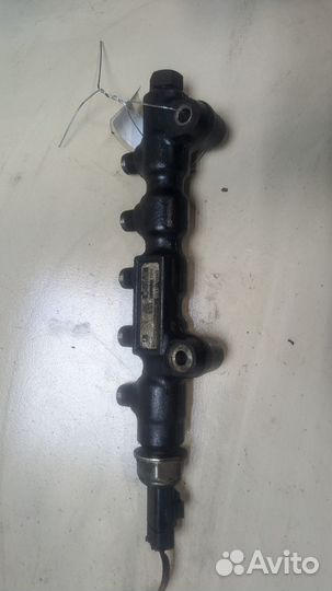 Рампа топливная Citroen C4, 2006