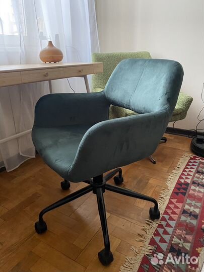 Офисное рабочее кресло Loreen