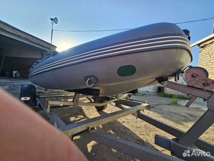 Лодка Кайман 360