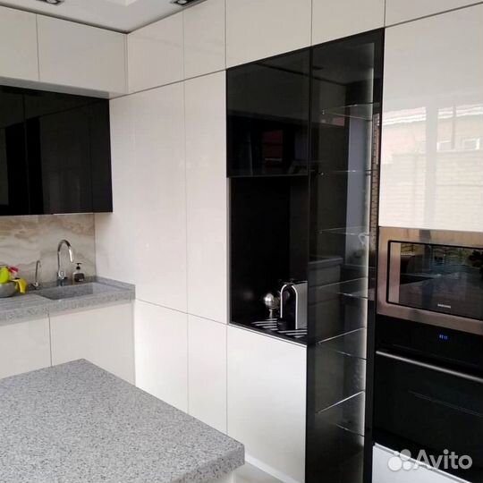 Кухонный гарнитур 