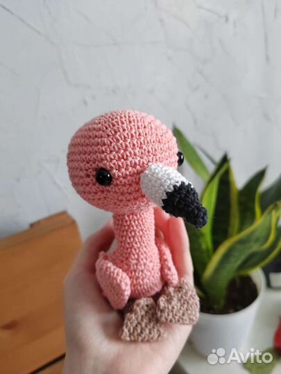 Фламинго амигуруми игрушка