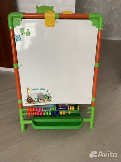 Мольберт даусторонний растущий