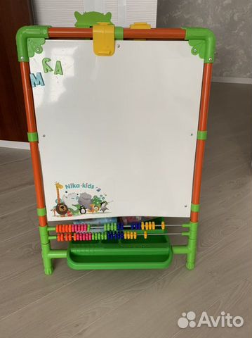 Мольберт даусторонний растущий