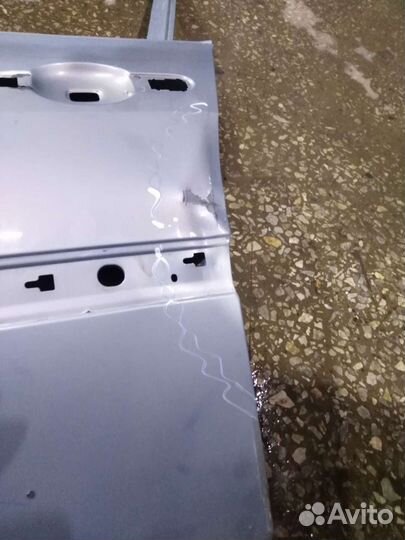 Дверь передняя левая Renault Megane 2 (2002-2009)