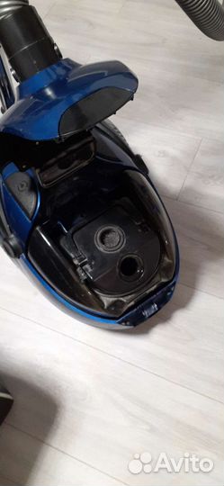 Пылесос Vitek