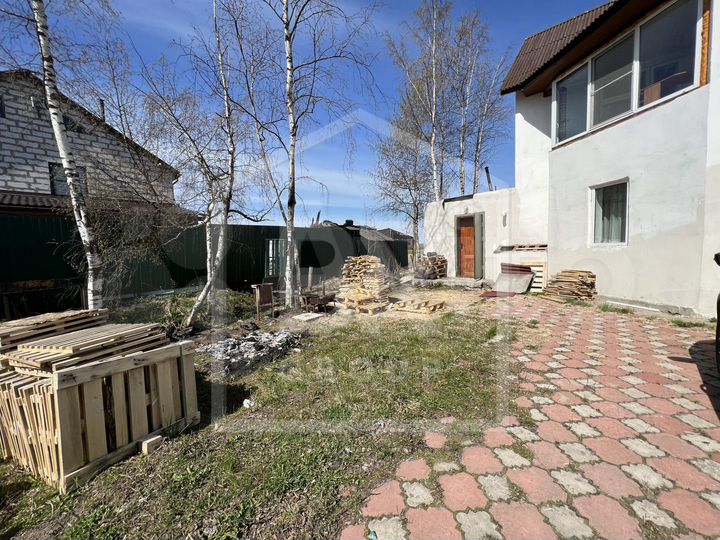 Дом 159,6 м² на участке 6,3 сот.