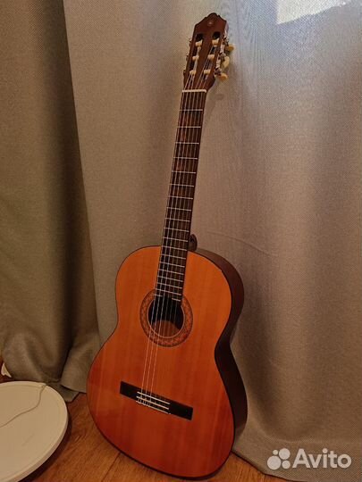 Гитара Yamaha C40