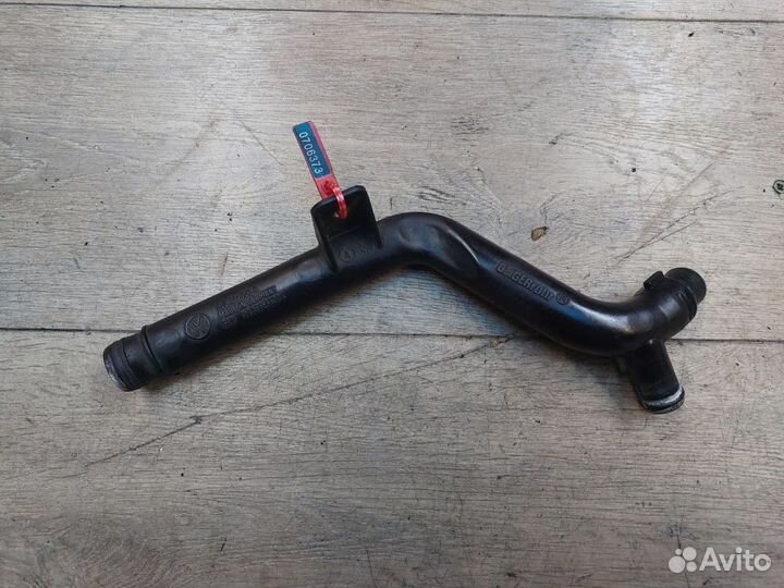 Audi a4 b8 патрубок системы охлаждения