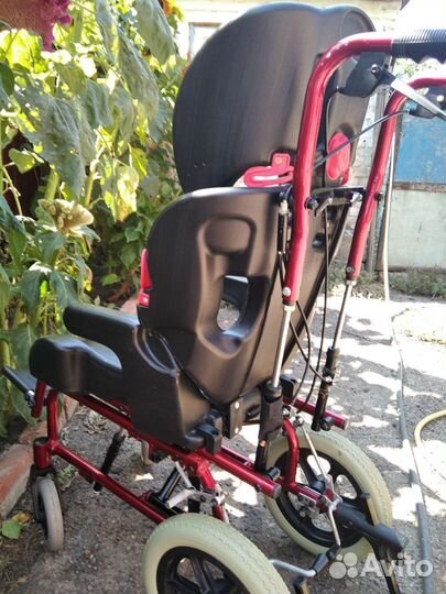 Детская инвалидная коляска для детей дцп