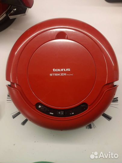 Робот пылесос Taurus striker