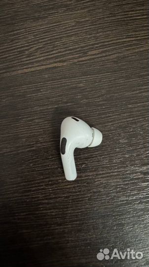 Правый наушник airpods pro 2