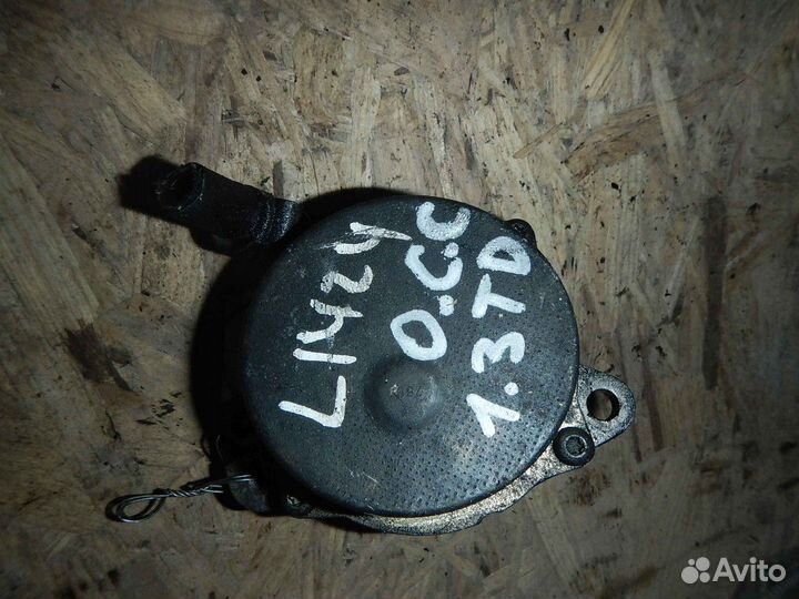 Насос вакуумный Opel Corsa C рест. 2005 55268136