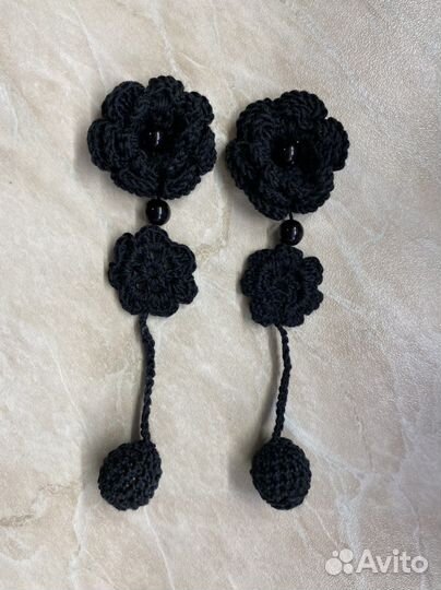 Комплект вязаных украшений ручной работы