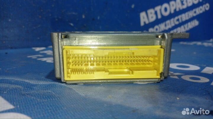 Блок управления airbag Mercedes-Benz W203 седан