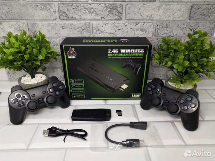 Игровая приставка game stick 64gb / Sega / Dendy