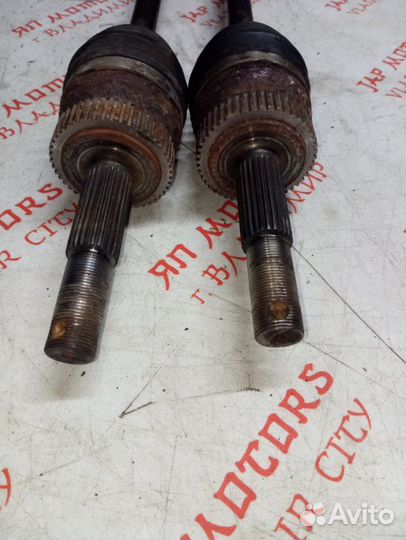 Привод задний Nissan Juke NF15 MR16DT 2012