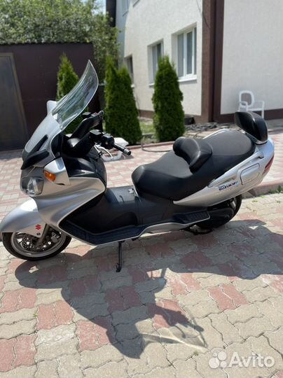 Скутер 650кубов